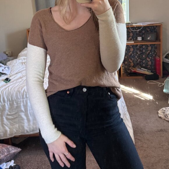 Madewell Two-Tone Lightweight Sweater in Brown & Cream - Picture 4 of 5